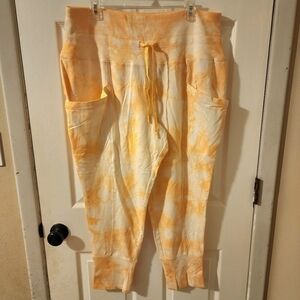 Retired Print All In Motion Women's Rib Jogger Coral White Tie Dye Sweatpants